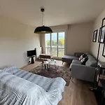 Pour 8 Personnes Et 5 Lits Galaxie 아파트