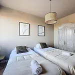 Lägenhet Pour 8 Personnes Et 5 Lits Galaxie Clermont-Ferrand