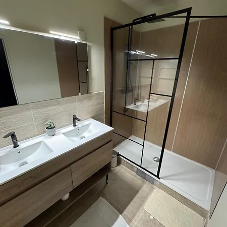 アパート Pour 8 Personnes Et 5 Lits Galaxie *