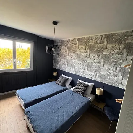 Pour 8 Personnes Et 5 Lits Galaxie アパート *