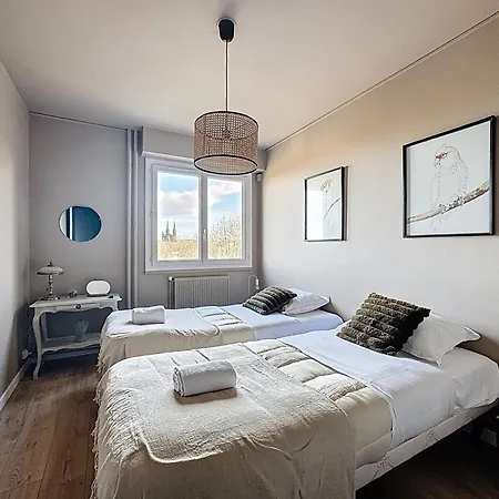 דירה Pour 8 Personnes Et 5 Lits Galaxie קלרמונט-פרנד