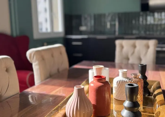 Pour 8 Personnes Et 5 Lits Galaxie *